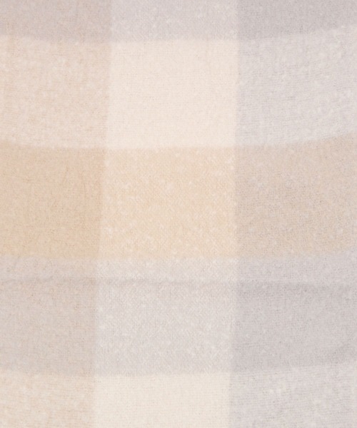 studio CLIP（スタディオクリップ）の「【daily CLIP】太フリンジチェックマフラー（マフラー・レディース・その他1/ベージュ/ブラウン・FREE）」の10枚目の写真