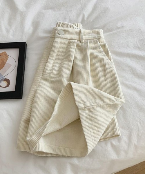 Miniministore(ミニミニストア)の「コーデュロイ ショートパンツ レディース(その他パンツ・レディース・アイボリー/ブラック/ブラウン/グリーン・L/M/XL/S)」の7枚目の写真