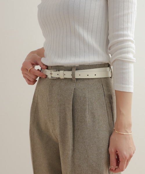 URBAN RESEARCH DOORS（アーバンリサーチドアーズ）の「スクエアバックルレザーベルト（ベルト・レディース・ブラック/ホワイト系その他・-）」の4枚目の写真