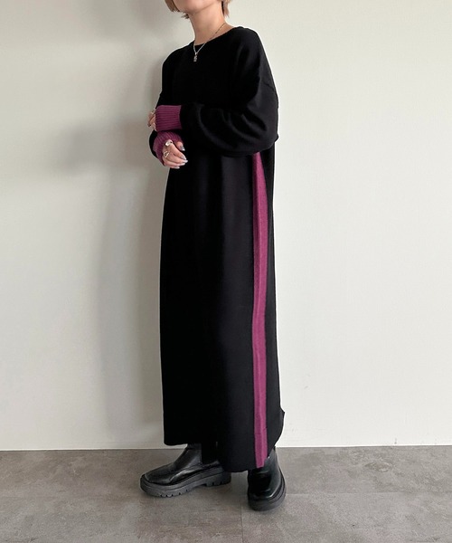 apres jour mignon(アプレジュールミニョン)の「配色ニットワンピース【ZOZOTOWN限定アイテム】(ワンピース・レディース・ブラック系その他/チャコールグレー/ブラック・フリー/X-LARGE)」の2枚目の写真