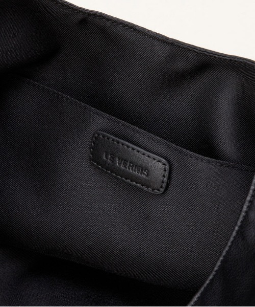 LE VERNIS（ル・ベルニ）の「LE VERNIS(ル・ベルニ)Sculpture bag M（トートバッグ・レディース・ゼブラ/ミント/クリーム/ホワイト/ブラック・FREE）」の16枚目の写真