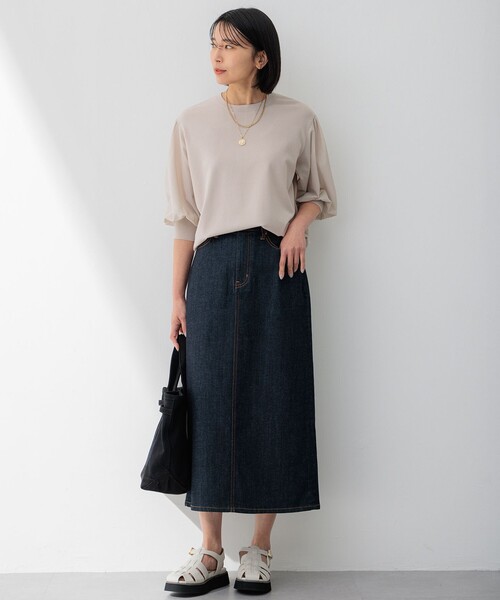 23区 L（ニジュウサンクオオキイサイズ）の「【Oggi4月号掲載/洗える】23区DENIM ストレッチ デニムスカート（デニムスカート・レディース・カーキ系/アイボリー系・50/48/46/44）」の19枚目の写真