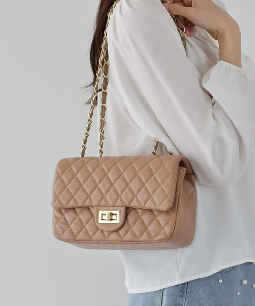 BLUEEAST（ブルーイースト）の「2WAYキルティングチェーンショルダーバッグ（ショルダーバッグ・レディース・ベージュ/ブラック・FREE）」の21枚目の写真