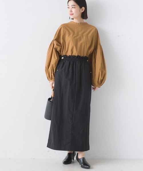 OMNES（オムネス）の「撥水加工ナイロンドロストギャザースカート（スカート・レディース・ブラック/カーキ/ベージュ・FREE）」の7枚目の写真