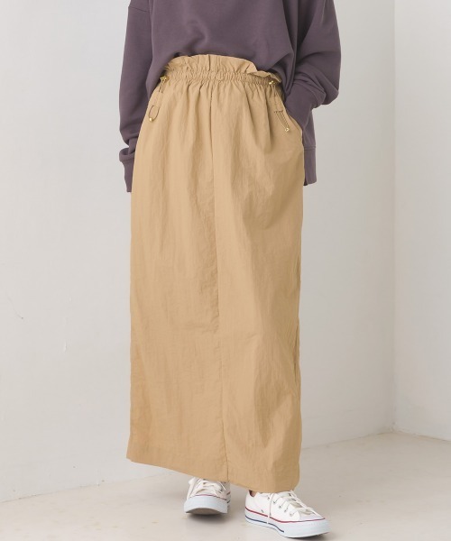 OMNES（オムネス）の「撥水加工ナイロンドロストギャザースカート（スカート・レディース・ブラック/カーキ/ベージュ・FREE）」の15枚目の写真