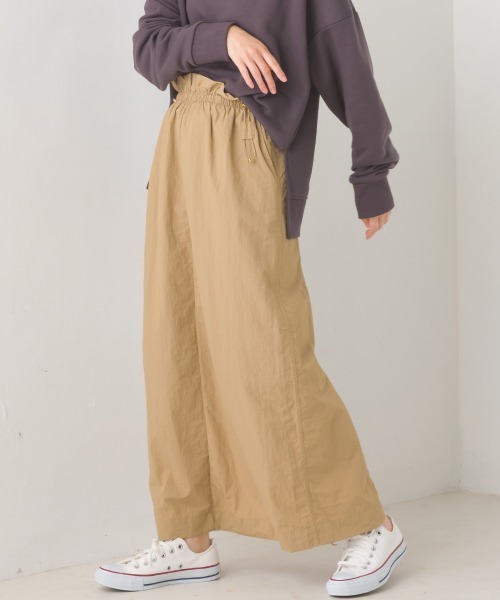 OMNES（オムネス）の「撥水加工ナイロンドロストギャザースカート（スカート・レディース・ブラック/カーキ/ベージュ・FREE）」の22枚目の写真