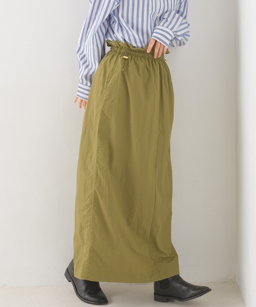 OMNES（オムネス）の「撥水加工ナイロンドロストギャザースカート（スカート・レディース・ブラック/カーキ/ベージュ・FREE）」の17枚目の写真