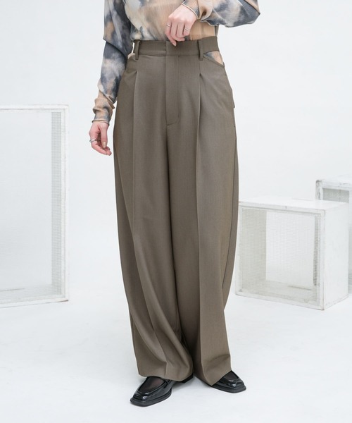 KBF(ケイビーエフ)の「サイドオープンスラックス(スラックス・レディース・モカ/グリーン系その他・36/38)」の2枚目の写真