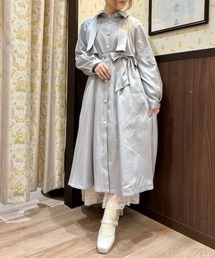 後レースアップトレンチコート