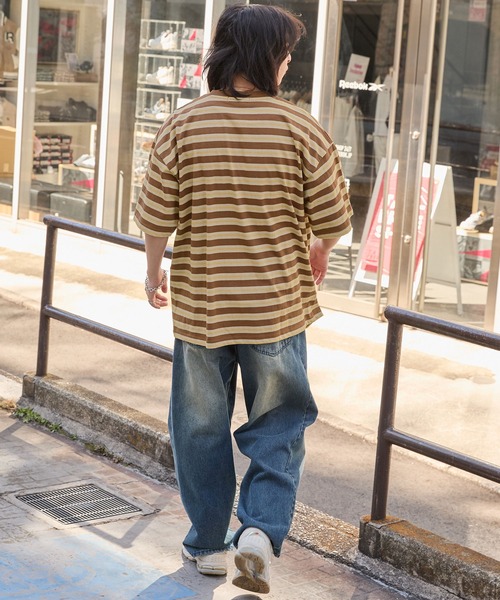 U.S. POLO ASSN.(ユーエスポロアッスン)の「U.S. POLO ASSN. 別注 ワンポイント刺繍 オーバーサイズ ボーダー半袖Tシャツ(Tシャツ/カットソー・レディース・オフホワイト/ブラック/ネイビー/ブラウン・L/M)」の14枚目の写真