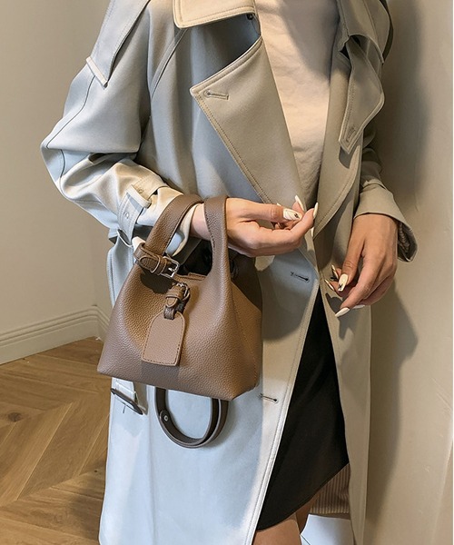 LA VORAGINE(ラ ヴォラジネ)の「ポーチ付き2wayショルダーバッグ(ショルダーバッグ・レディース・アイボリー/ブラック/ブラウン系その他/グレー/ベージュ・FREE)」の10枚目の写真