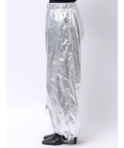 ELENDEEK(エレンディーク)の「シャイニーパンツ(その他パンツ・レディース・シルバー/ブラック・FREE)」の22枚目の写真