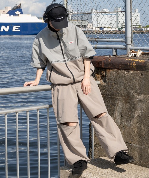 Perushu（ペルーシュ）の「スタンドネックリフレクター付きテックブルゾンシャツ（その他トップス・メンズ・ダークオリーブ/ブラック/グレイッシュベージュ・MEDIUM/LARGE）」の18枚目の写真