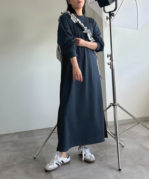 apres jour mignon(アプレジュールミニョン)の「ワッフルラインワンピース【ZOZOTOWN限定アイテム】(ワンピース・レディース・ブラック系その他/ブルー/ブラック・SMALL/X-LARGE/MEDIUM)」の20枚目の写真