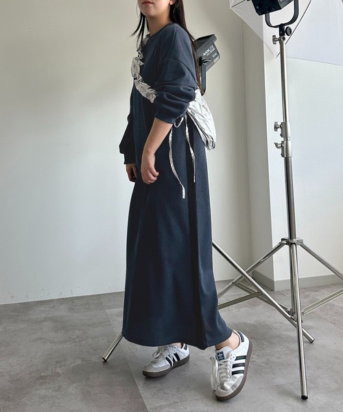 apres jour mignon(アプレジュールミニョン)の「ワッフルラインワンピース【ZOZOTOWN限定アイテム】(ワンピース・レディース・ブラック系その他/ブルー/ブラック・SMALL/X-LARGE/MEDIUM)」の21枚目の写真