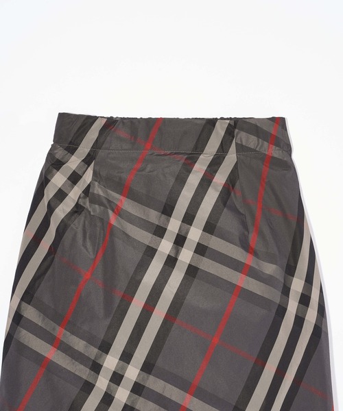 MILKFED.（ミルクフェド）の「PLAID LONG SKIRT（スカート・レディース・オリーブ/チャコール・ONE SIZE）」の5枚目の写真