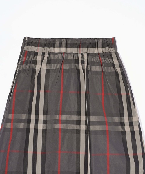 MILKFED.（ミルクフェド）の「PLAID LONG SKIRT（スカート・レディース・オリーブ/チャコール・ONE SIZE）」の6枚目の写真