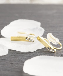 itam | 【itam】アイタム/ 3連ストーン ノンホールピアス(イヤリング)