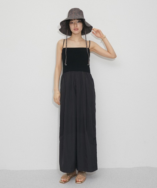 ADAM ET ROPE'（アダムエロペ）の「【サステナブル・洗える】ニットビスチェドッキングロンパース（つなぎ/オールインワン・レディース・ホワイト系その他7/ブラック・FREE）」の2枚目の写真