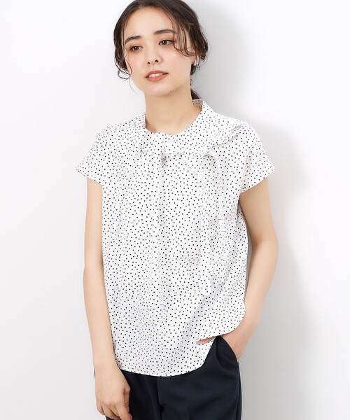 OPAQUE.CLIP（オペークドットクリップ）の「ドットボウタイブラウス【洗濯機洗い可】（シャツ/ブラウス・レディース・キャメル/ホワイト系1/ブラック系・40/38/42/36）」の21枚目の写真