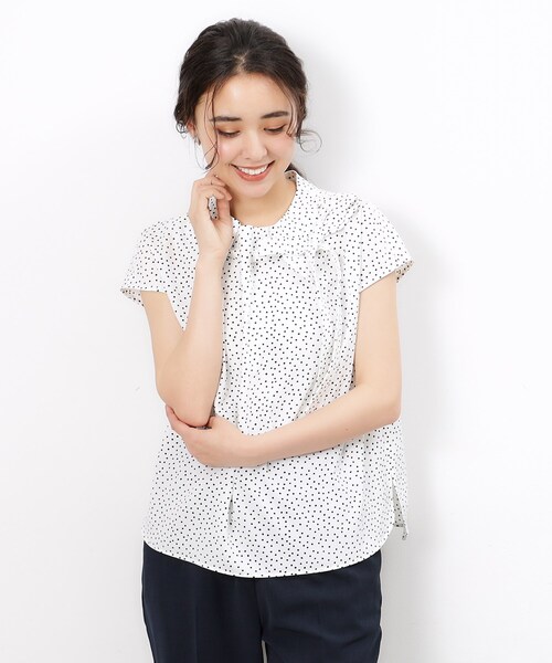 OPAQUE.CLIP（オペークドットクリップ）の「ドットボウタイブラウス【洗濯機洗い可】（シャツ/ブラウス・レディース・キャメル/ホワイト系1/ブラック系・40/38/42/36）」の22枚目の写真