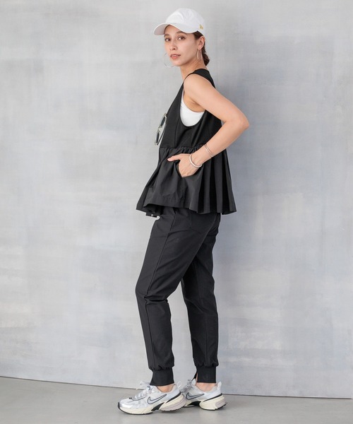 HEREIAM(ヘレイアム)の「【HEREIAM】360°ストレッチ/サークルストレッチJOG(その他パンツ・レディース・ブラック・SMALL/MEDIUM/LARGE)」の21枚目の写真