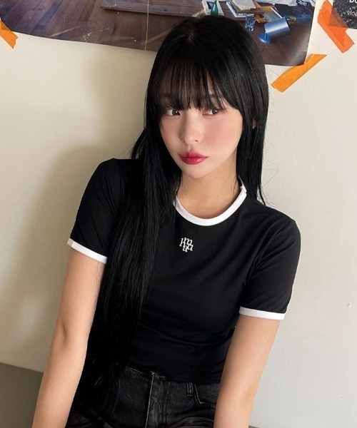 muahmuah（ムーアムーア）の「A'GEM/9 × .kom 『muah muah/ムーアムーア』 AIRLYSPANGRAPHICHALFT-SHIRT/エアリースパン グラフィックハーフ半袖カットソー（Tシャツ/カットソー・レディース・ホワイト/ブラック/ネイビー/ベージュ・FREE）」の3枚目の写真