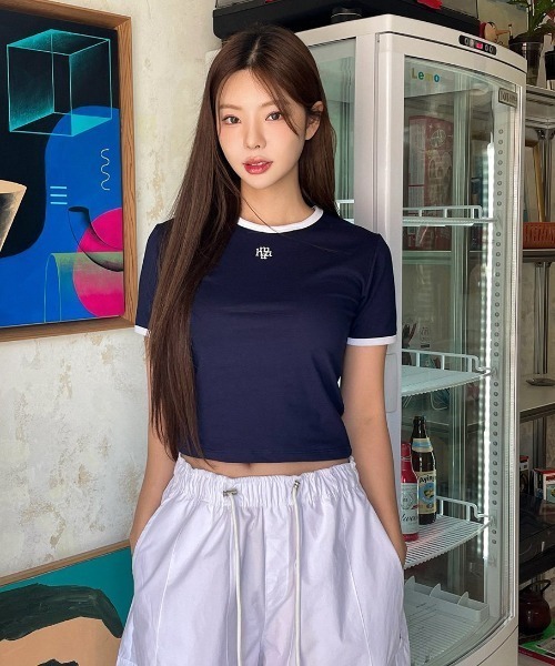 muahmuah（ムーアムーア）の「A'GEM/9 × .kom 『muah muah/ムーアムーア』 AIRLYSPANGRAPHICHALFT-SHIRT/エアリースパン グラフィックハーフ半袖カットソー（Tシャツ/カットソー・レディース・ホワイト/ブラック/ネイビー/ベージュ・FREE）」の11枚目の写真