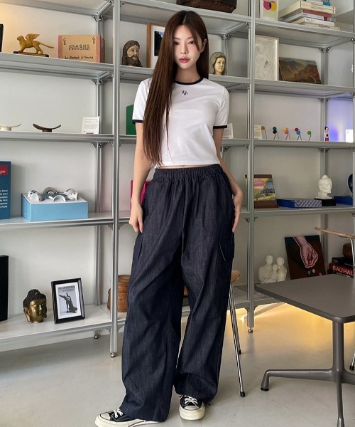 muahmuah（ムーアムーア）の「A'GEM/9 × .kom 『muah muah/ムーアムーア』 AIRLYSPANGRAPHICHALFT-SHIRT/エアリースパン グラフィックハーフ半袖カットソー（Tシャツ/カットソー・レディース・ホワイト/ブラック/ネイビー/ベージュ・FREE）」の16枚目の写真