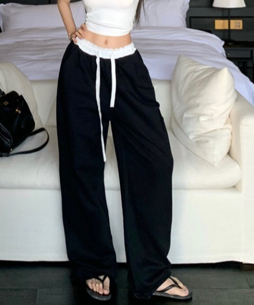 FREE STYLISTS(フリー スタイリスト)の「YUGA_YGMC ダブルウエスト イージーワイドレングスパンツ(スウェットパンツ・レディース・ブラック/グレー・FREE)」の2枚目の写真