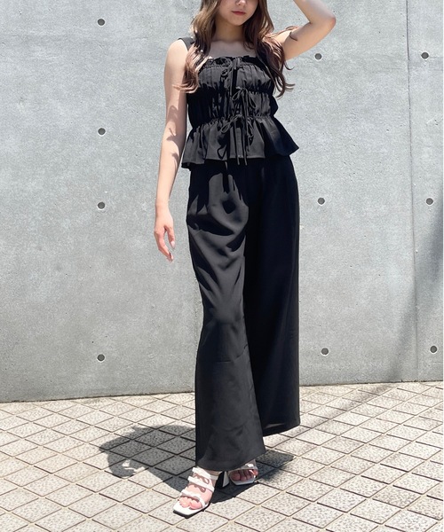 one way(ワンウェイ)の「リボンシャーリングキャミソール(セットアップ)(キャミソール・レディース・ホワイト/ブラウン/ブラック・FREE)」の20枚目の写真