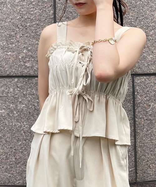 one way(ワンウェイ)の「リボンシャーリングキャミソール(セットアップ)(キャミソール・レディース・ホワイト/ブラウン/ブラック・FREE)」の9枚目の写真