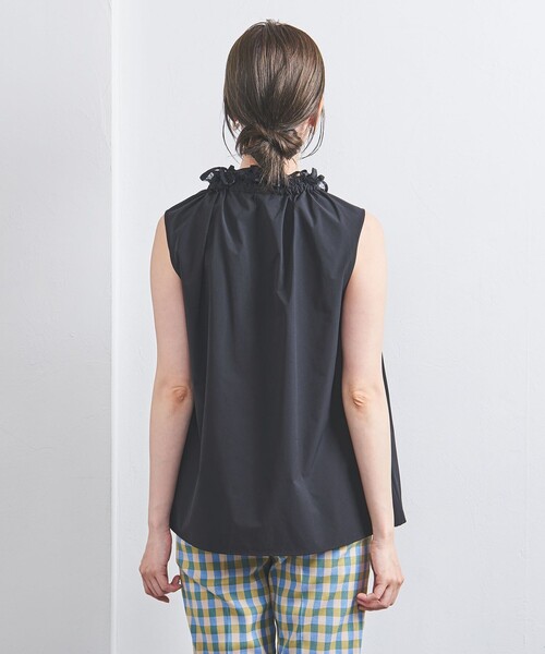 UNITED ARROWS（ユナイテッドアローズ）の「オーガンジーフリル ノースリーブブラウス（シャツ/ブラウス・レディース・ネイビー/オフホワイト/その他1・FREE）」の14枚目の写真