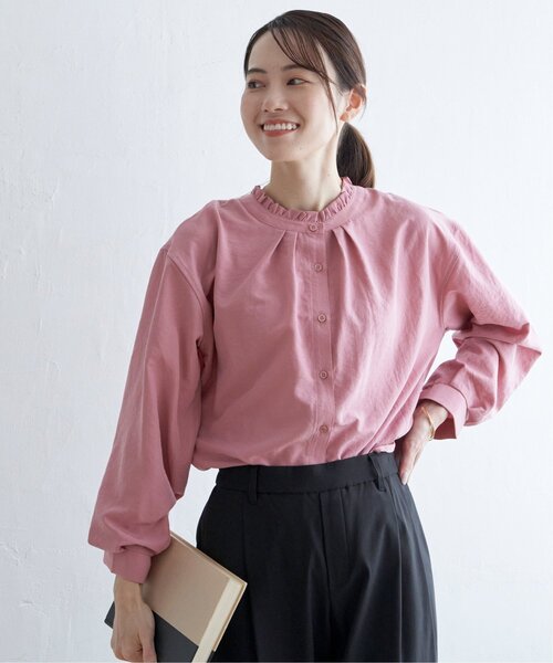 ikka（イッカ）の「【雑誌InRed web10月号掲載】襟フリル2WAYブラウス（シャツ/ブラウス・レディース・ダークグリーン/チャコールグレー/その他1/マジェンタ/オフホワイト・M/L/S）」の4枚目の写真