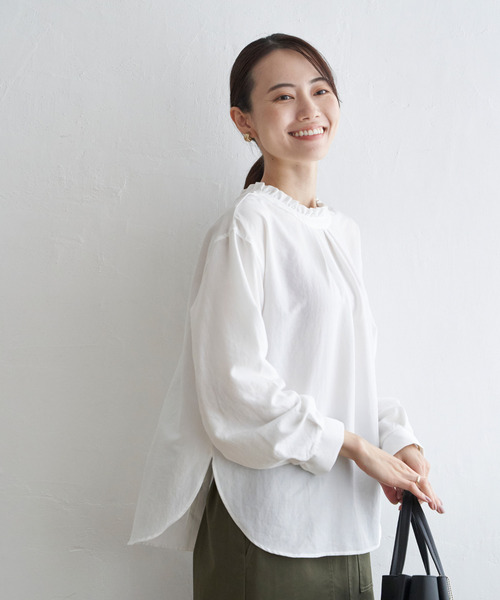 ikka（イッカ）の「【雑誌InRed web10月号掲載】襟フリル2WAYブラウス（シャツ/ブラウス・レディース・ダークグリーン/チャコールグレー/その他1/マジェンタ/オフホワイト・M/L/S）」の6枚目の写真