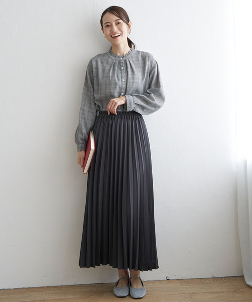 ikka（イッカ）の「【雑誌InRed web10月号掲載】襟フリル2WAYブラウス（シャツ/ブラウス・レディース・ダークグリーン/チャコールグレー/その他1/マジェンタ/オフホワイト・M/L/S）」の18枚目の写真