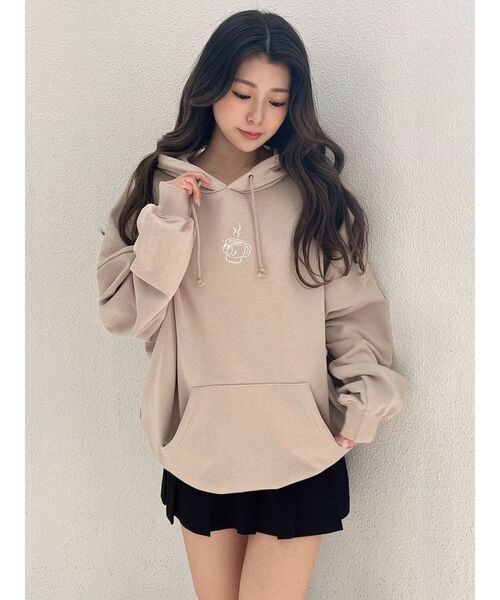 GYDA（ジェイダ）の「COFFEE BUNNY BIGスウェットパーカー（スウェット・レディース・ブラック/ベージュ/ピンク/グレー/オフホワイト・FREE）」の11枚目の写真