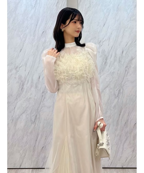 MERCURYDUO(マーキュリーデュオ)の「ビジューパールサイドフラワーイヤリング(ピアス(両耳用)・レディース・シルバー/ゴールド・FREE)」の12枚目の写真