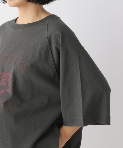 LEPSIM（レプシィム）の「【産前・産後対応】マタニティ／キャットプリントTシャツ　133321（マタニティウェア/グッズ・レディース・チャコールグレー/ブラウン・FREE）」の5枚目の写真