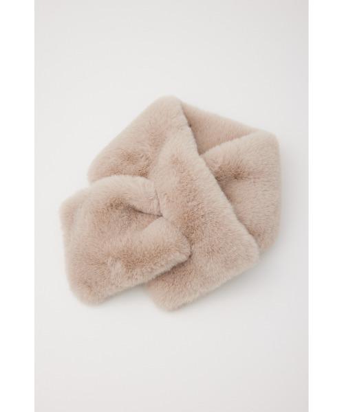 rienda(リエンダ)の「【WEB限定カラー】フェイクファーティペット(マフラー・レディース・ホワイト/ライトベージュ/マルチ・FREE)」の3枚目の写真