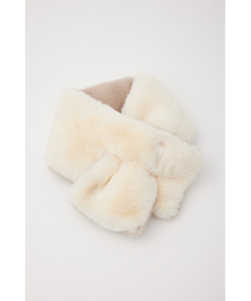 rienda(リエンダ)の「【WEB限定カラー】フェイクファーティペット(マフラー・レディース・ホワイト/ライトベージュ/マルチ・FREE)」の10枚目の写真