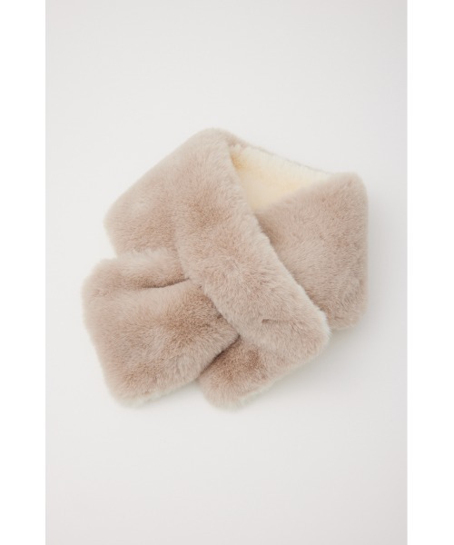 rienda(リエンダ)の「【WEB限定カラー】フェイクファーティペット(マフラー・レディース・ホワイト/ライトベージュ/マルチ・FREE)」の9枚目の写真