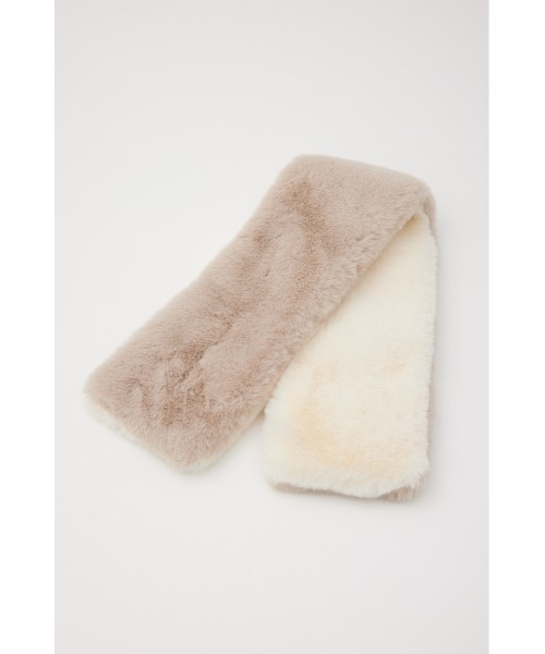 rienda(リエンダ)の「【WEB限定カラー】フェイクファーティペット(マフラー・レディース・ホワイト/ライトベージュ/マルチ・FREE)」の14枚目の写真