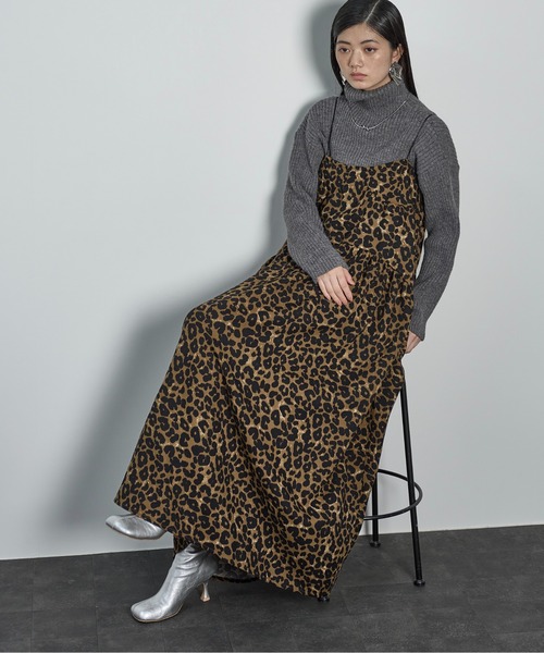 THE YOn（ザヨン）の「コルセットデザインジャガードフレアキャミ