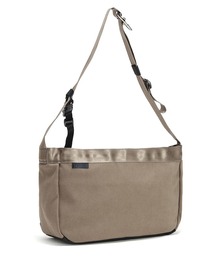 CHROME（クローム）の「CHROME/クローム ショルダーバック NEWSPAPER MESSENGER SM ニュースペーパーメ ッセンジャー スモール 軽量 超撥水 9L JP198（ショルダーバッグ）」