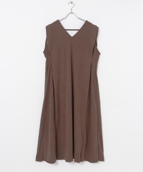 ITEMS URBANRESEARCH（アイテムズ アーバンリサーチ）の「コーデュロイジャンパースカート（ジャンパースカート・レディース・ブラウン/ベージュ/ブラック・FREE）」の16枚目の写真