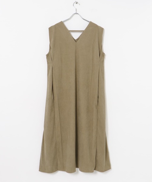 ITEMS URBANRESEARCH（アイテムズ アーバンリサーチ）の「コーデュロイジャンパースカート（ジャンパースカート・レディース・ブラウン/ベージュ/ブラック・FREE）」の17枚目の写真