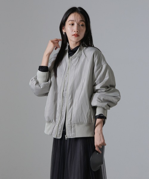 NANO universe（ナノユニバース）の「バックギャザーMA-1ブルゾン（ブルゾン・レディース・グリーン系その他4/ブラック/グレー系その他4・FREE）」の5枚目の写真