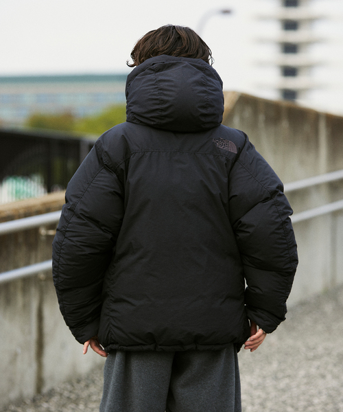 THE NORTH FACE（ザノースフェイス）の「THE NORTH FACE / ザ ノースフェイス オルタレーション バフズ ジャケット ND92360（ダウンジャケット/コート・メンズ・タン/ボルドー/ブラック・MEDIUM/LARGE/X-LARGE）」の8枚目の写真