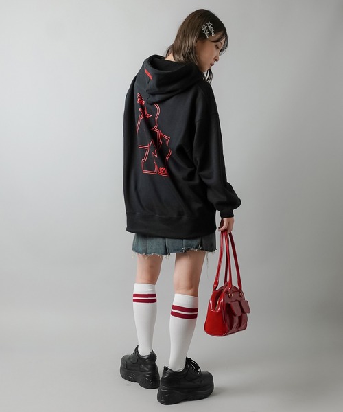 SPINNS（スピンズ）の「RN STARロゴプルオーバーパーカー（パーカー・レディース・ブラック/オフホワイト/オートミール/ピンク/パープル・ONESIZE）」の12枚目の写真